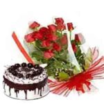 1 kg  Black Forest + 12 Red Roses Bunch
