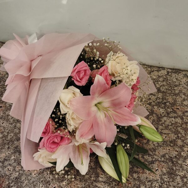 2 Pink Oriental lily and 10 Pink Roses 5 white Roses Hand Bunch With Pink Paper Packing