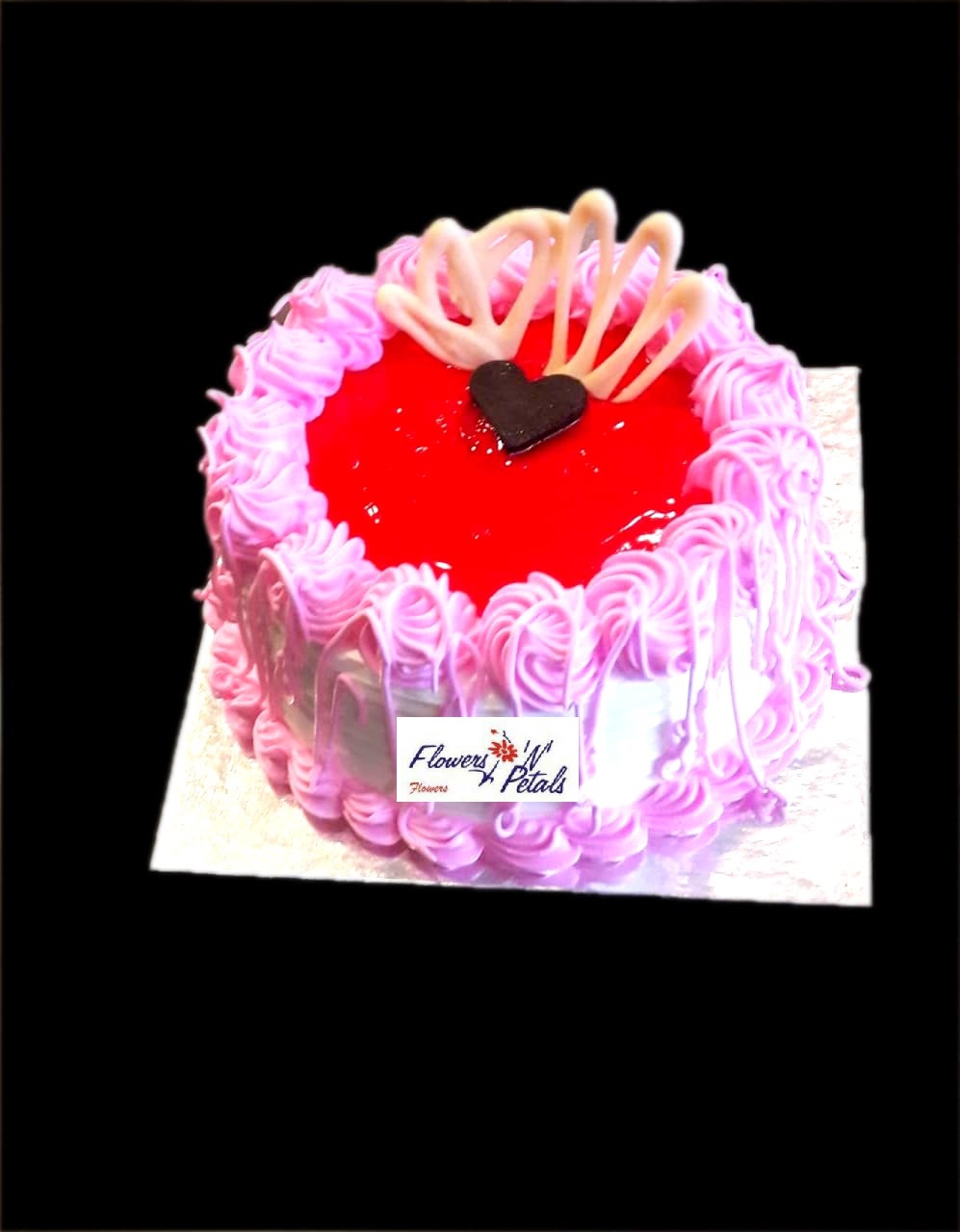 1/2 kg Strawberry cake