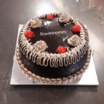 1/2 kg dark Chocolate cake