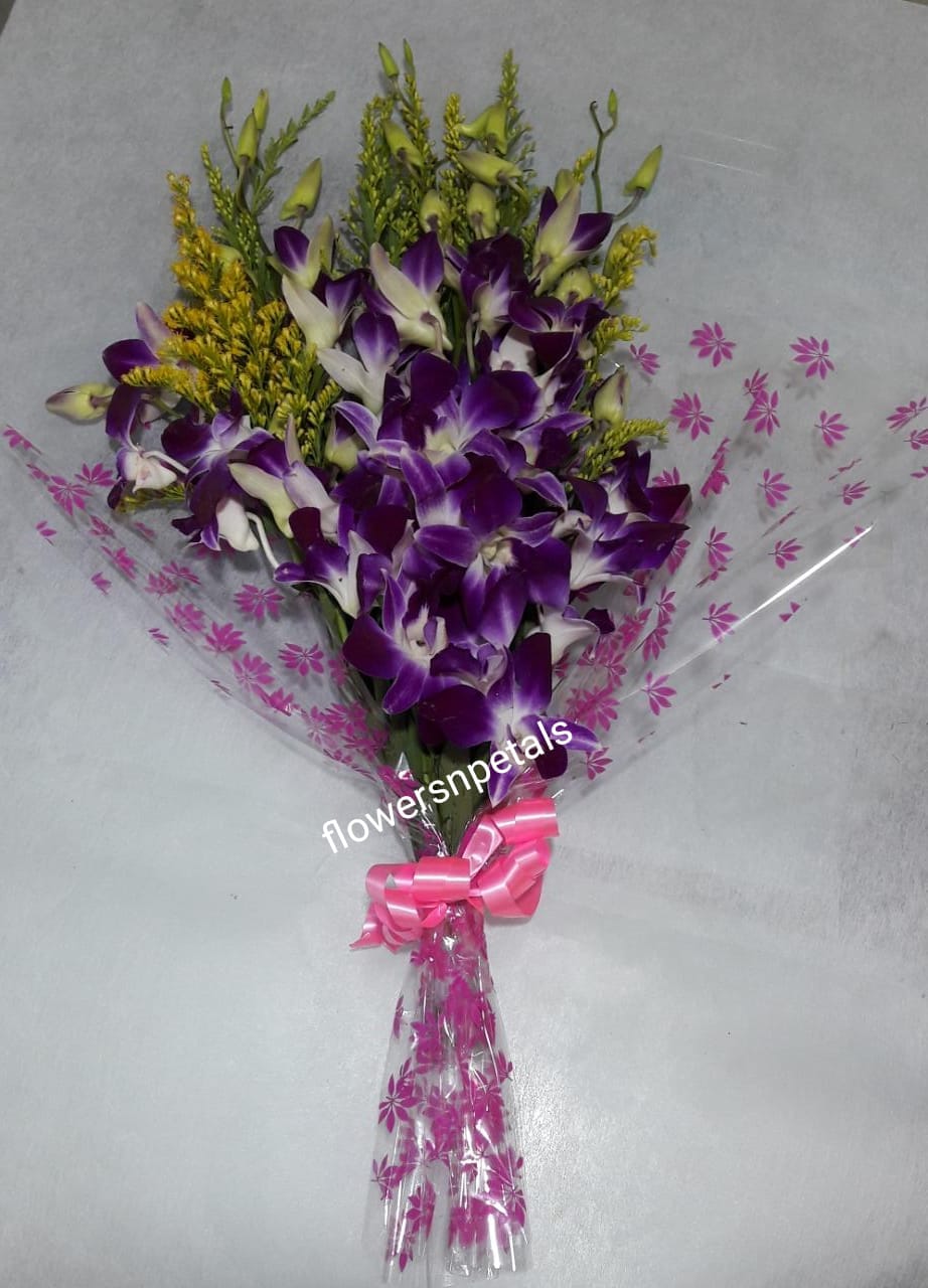 6 Purrple Orrchid Hand Bunch