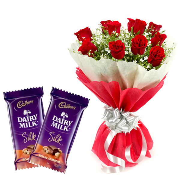 10 Red Roses Bunch Red paper packing + 2 silk