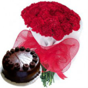 1/2 kg Chocolate Cake + 20 Roses Bunch