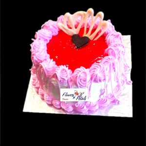 1/2 kg Strawberry cake