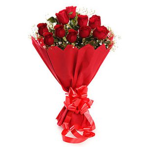 10 Red Roses Bunch with Red Paper Packing