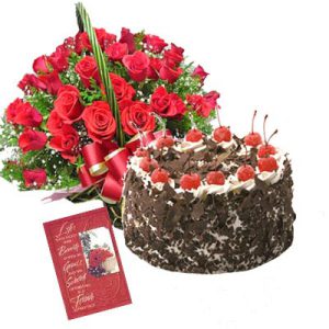 Fresh Black Forest Cake with 20 Rose Bunch & Greeting Card